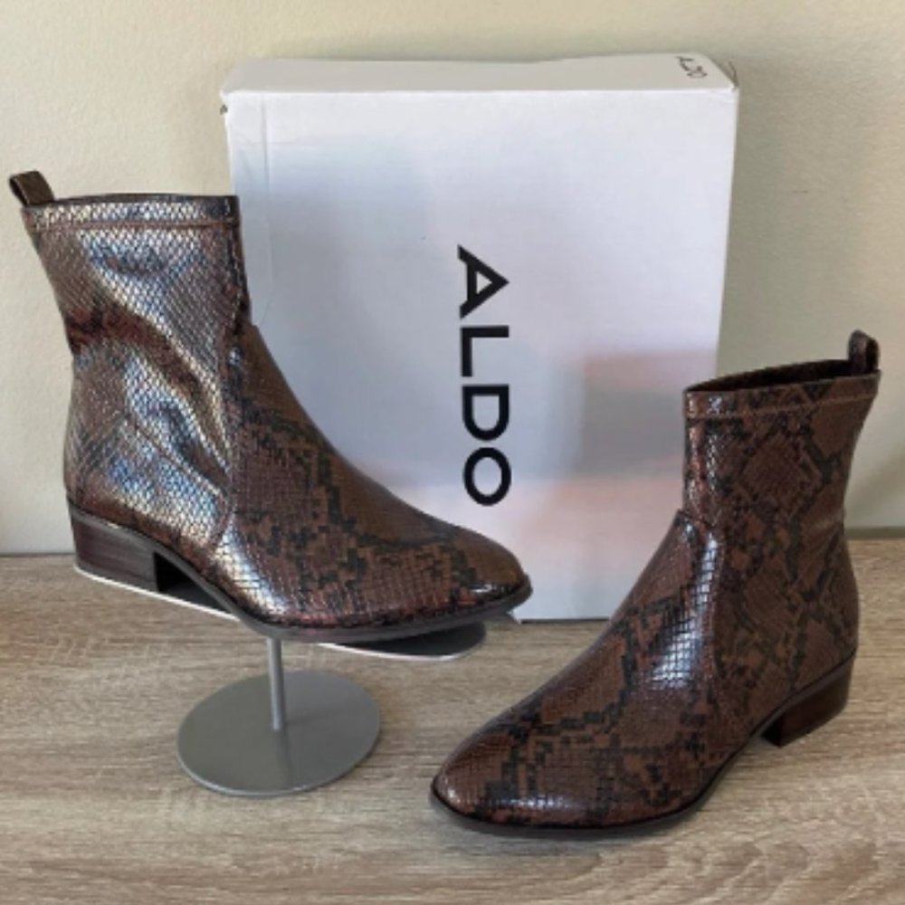 New ALDO Erigori Ankle Boots Snake Skin, Size 6